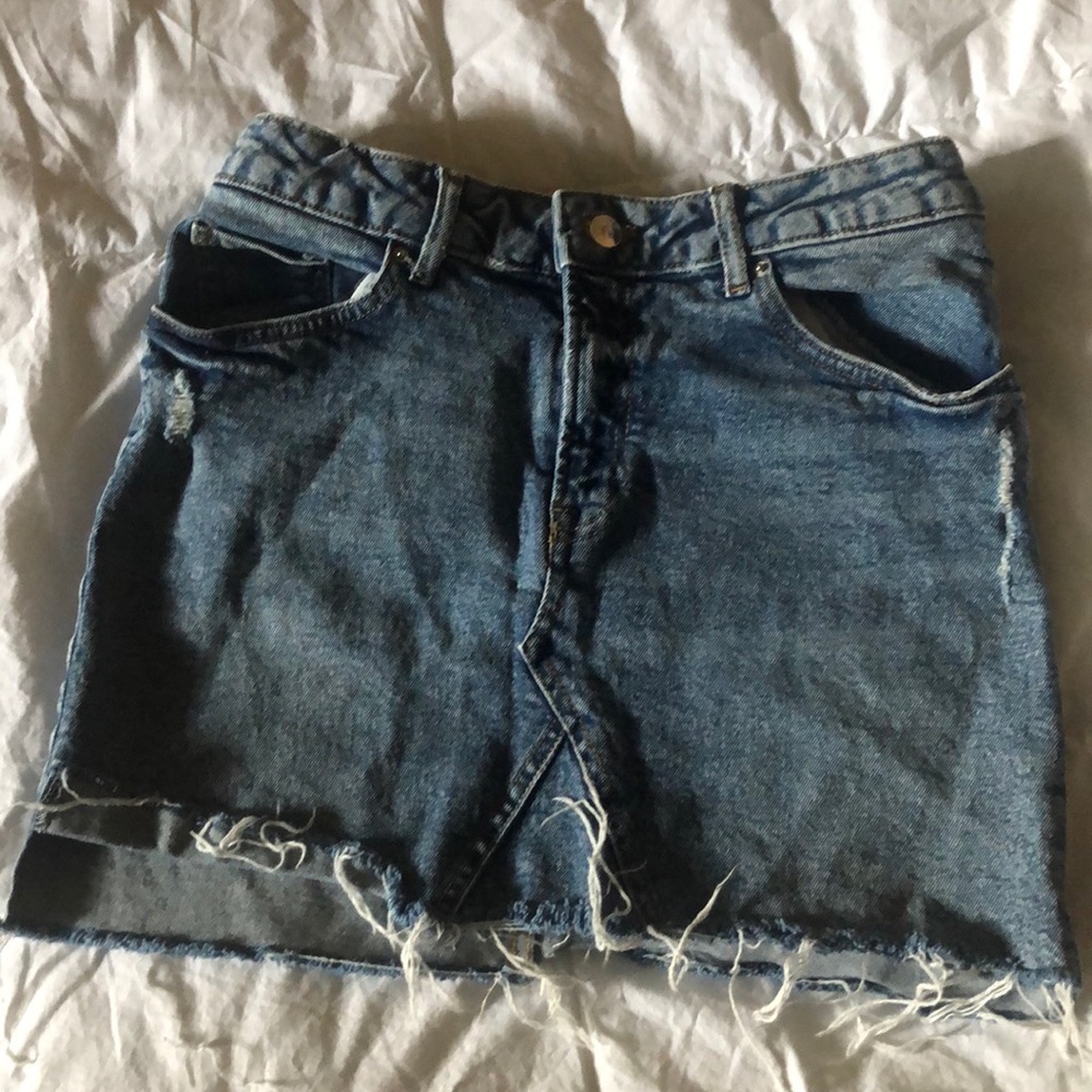 H & M Jean mini skirt